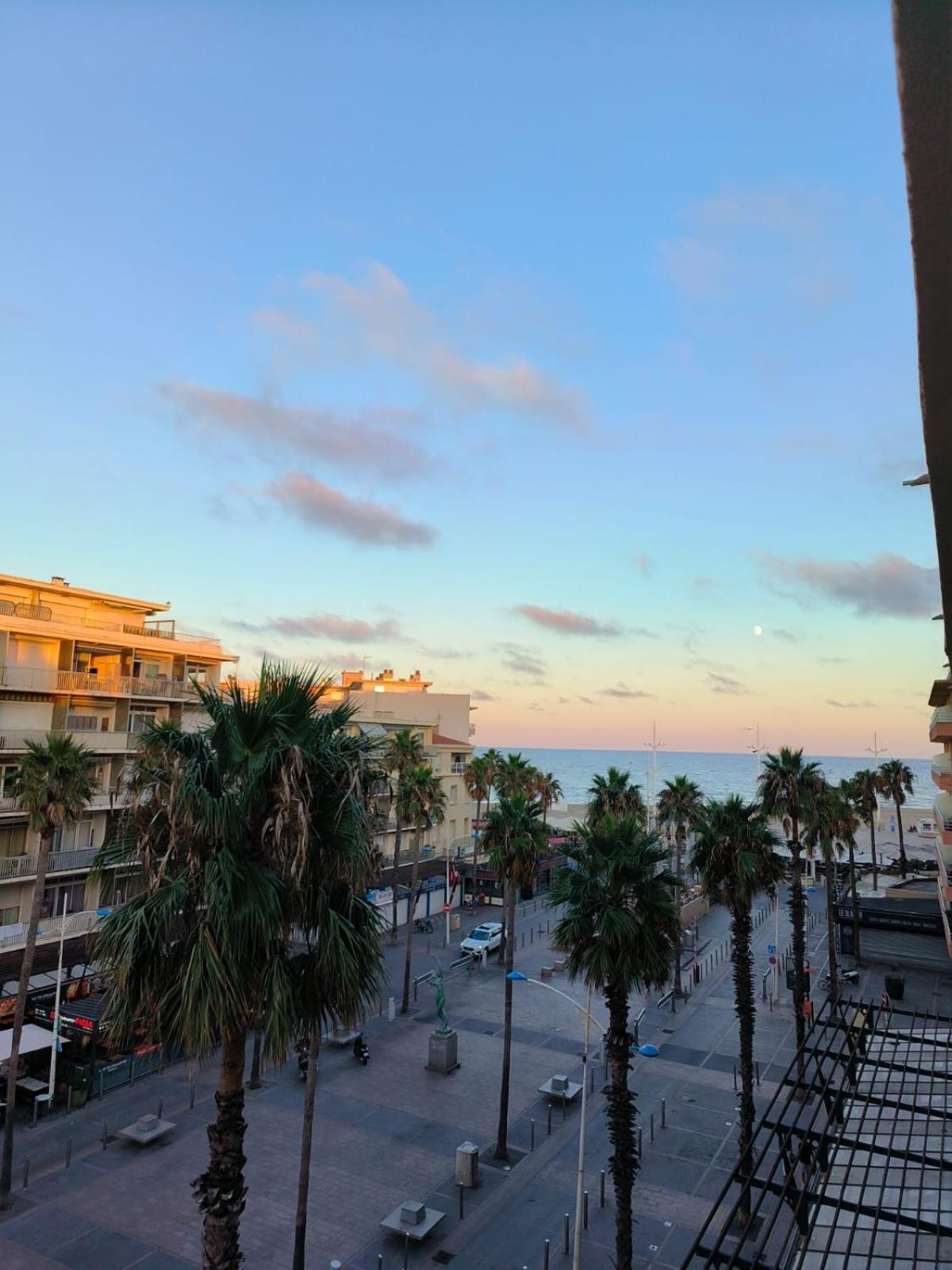 Appartement T2 Vue Sur Mer, Place Mediterranee Canet-en-Roussillon Extérieur photo
